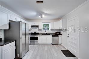 Details for 3916 Broad Street, SEFFNER, FL 33584