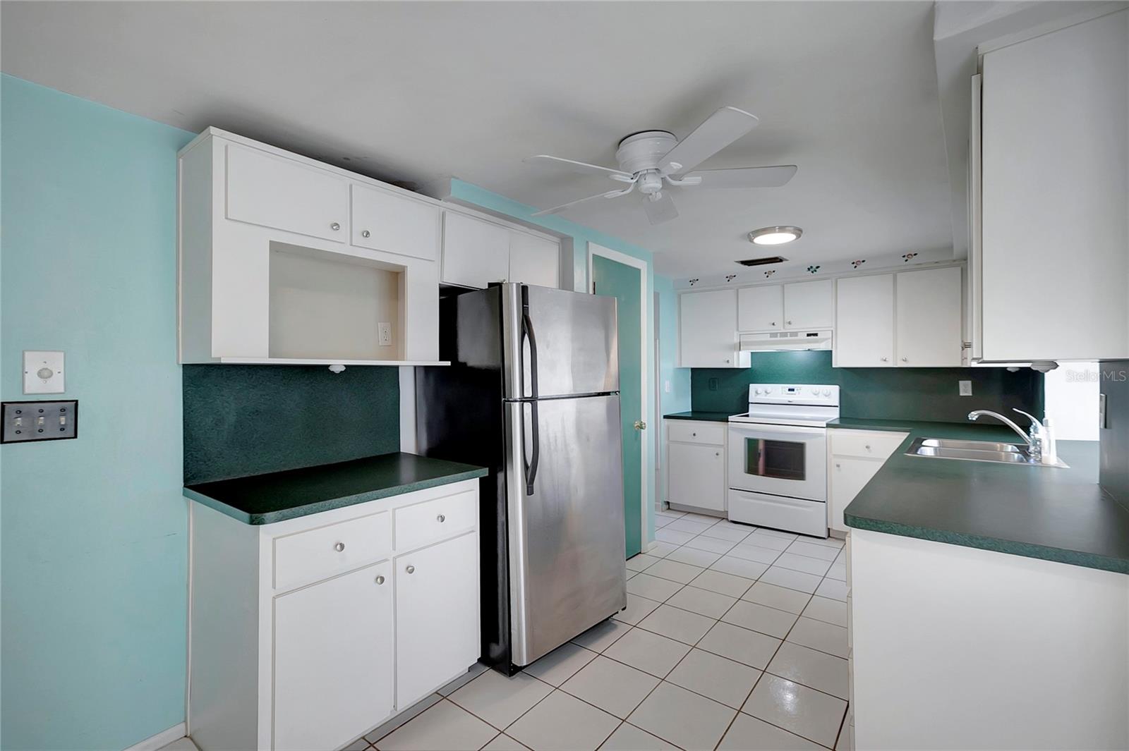 Image 9 of 21 For 4124 Claremont Drive