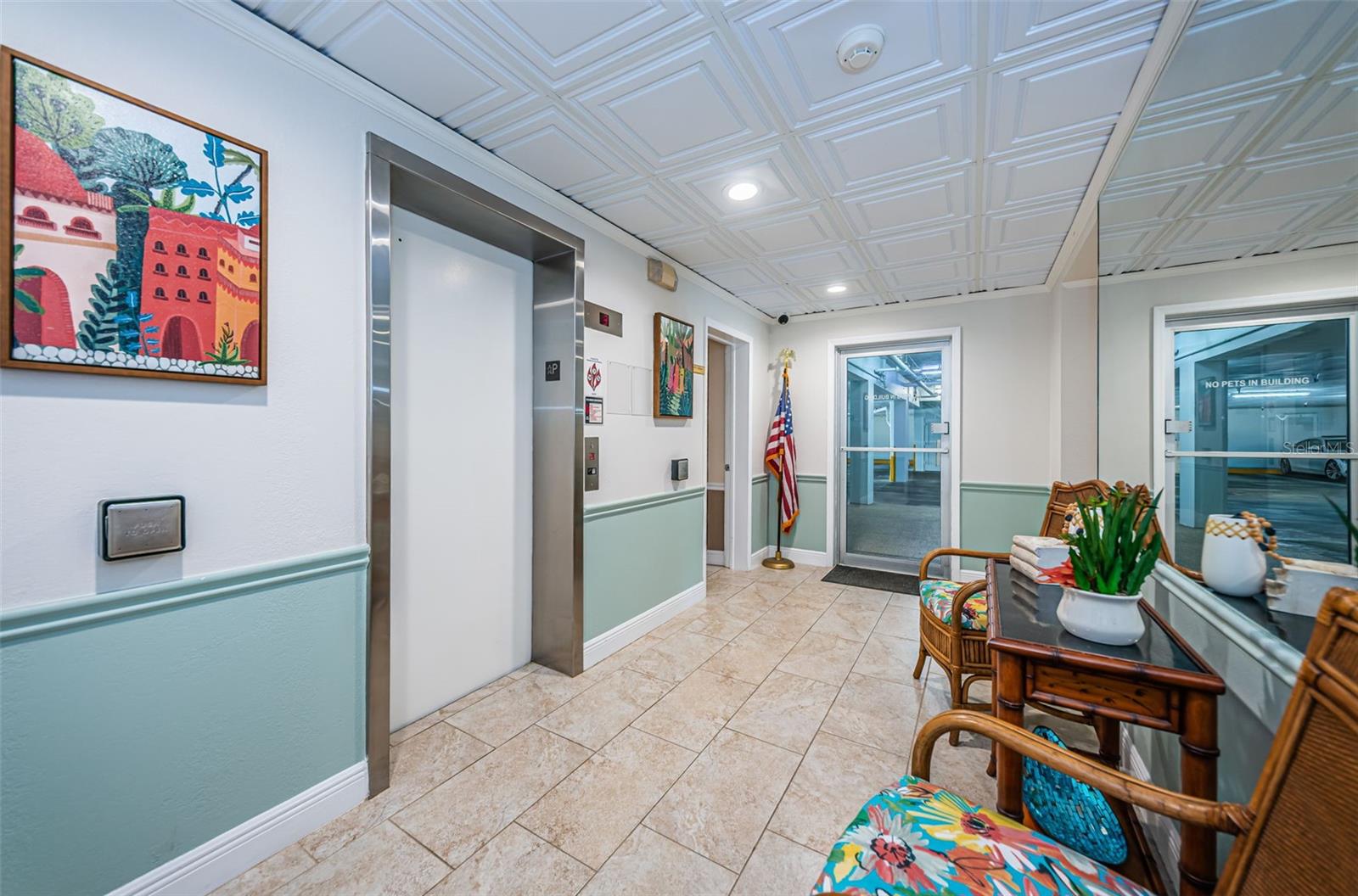 Image 5 of 51 For 100 Bluff View Drive 306c