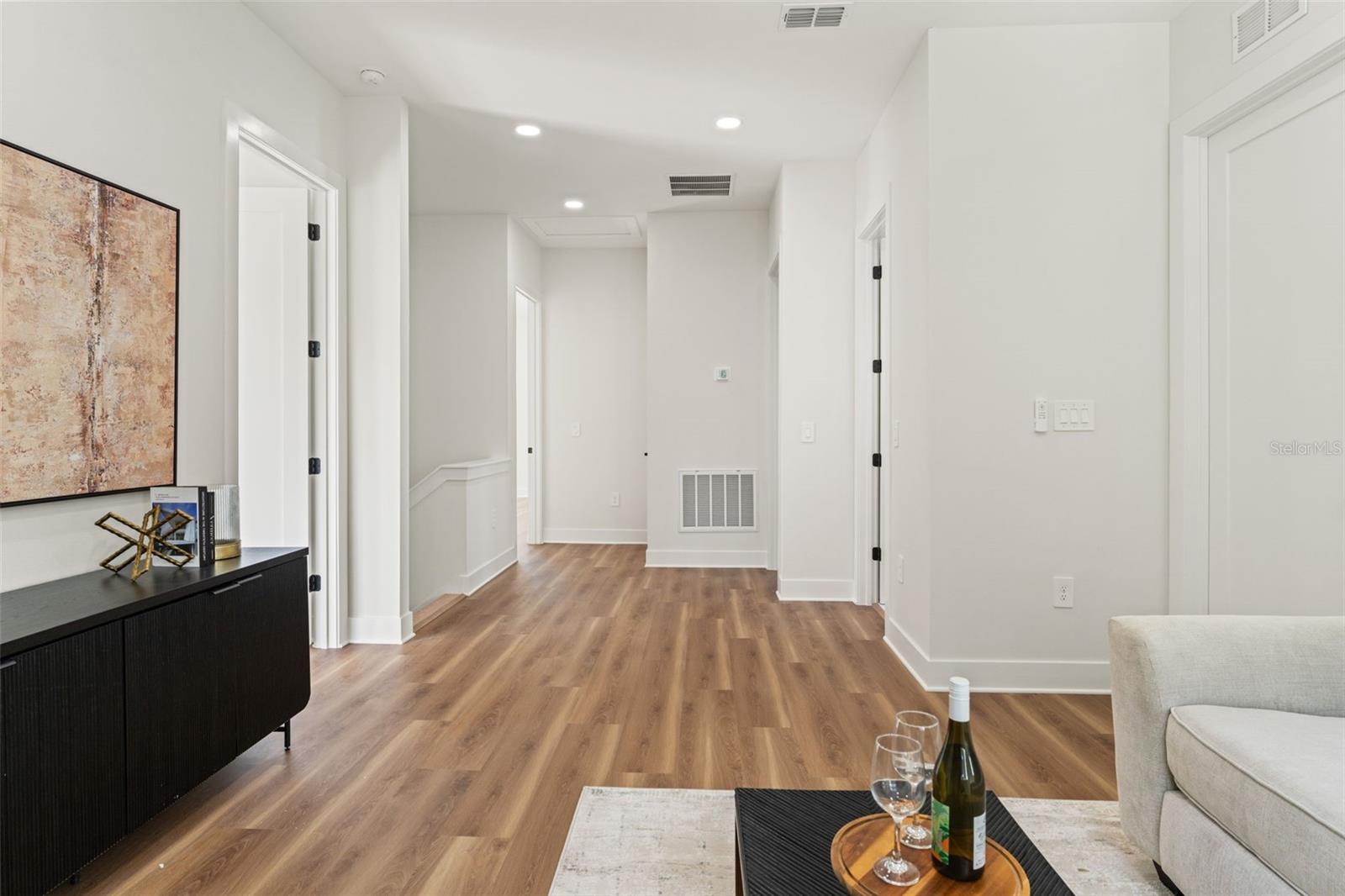 Image 38 of 51 For 10194 Hodson Place