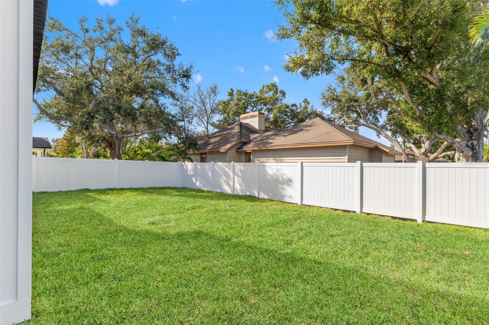 Image 49 of 51 For 10194 Hodson Place