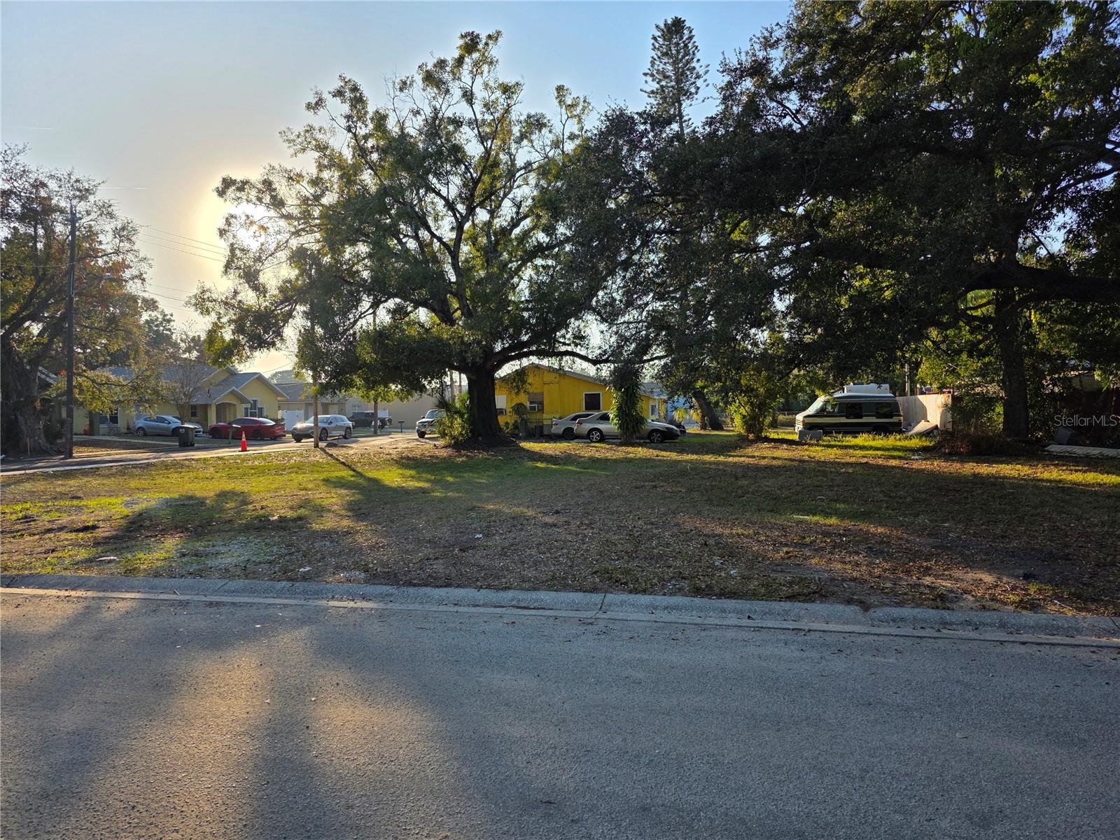 Image 4 of 6 For 1022 7th Street Court W