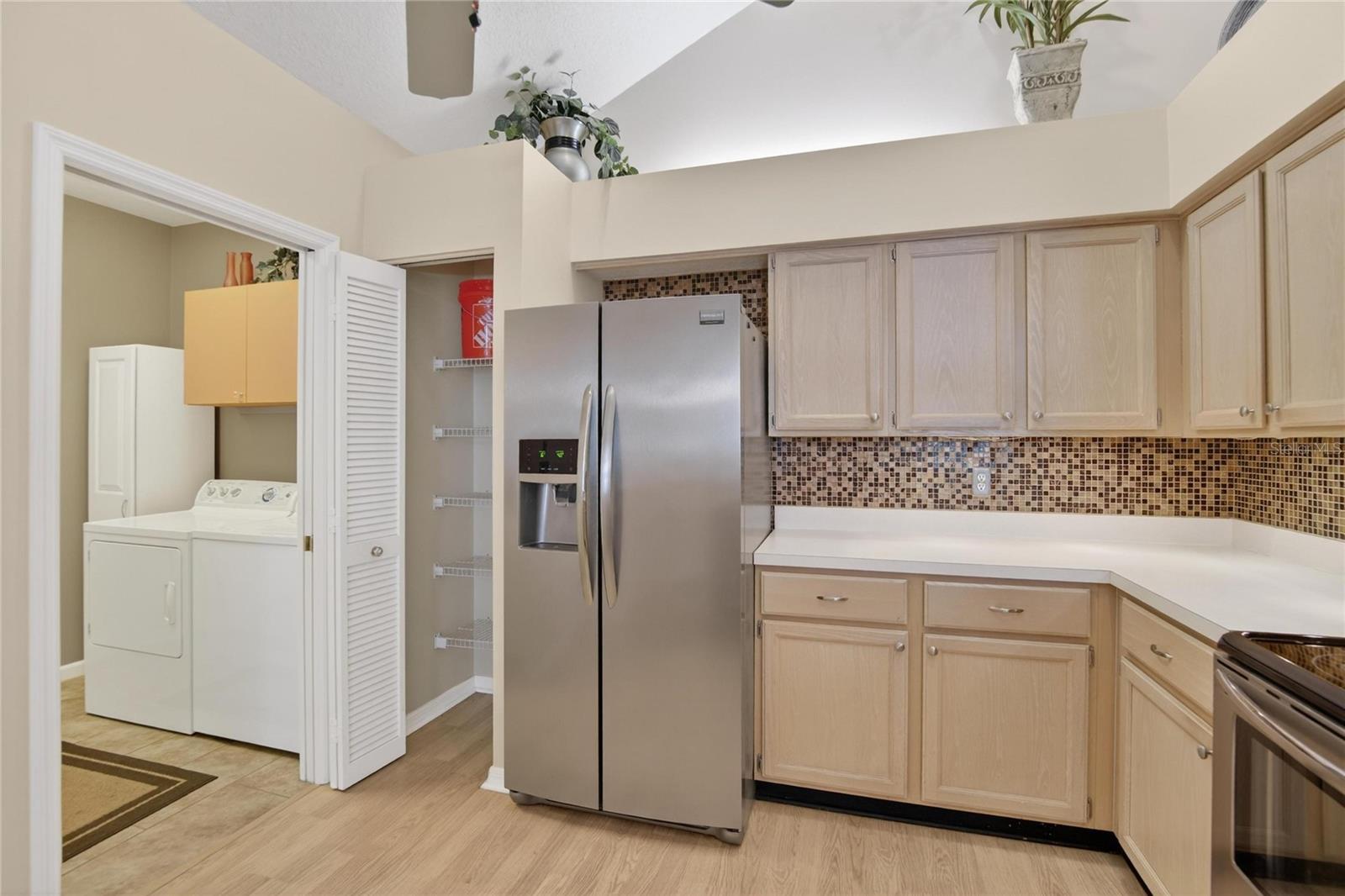 Image 19 of 51 For 1111 Golfview Woods Drive 1111