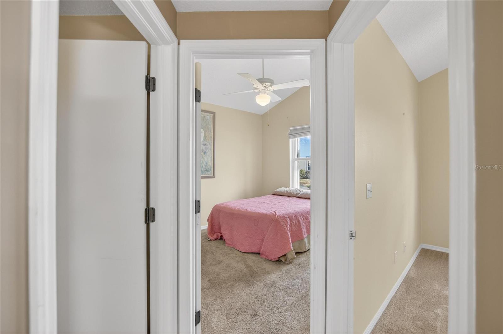 Image 22 of 51 For 1111 Golfview Woods Drive 1111