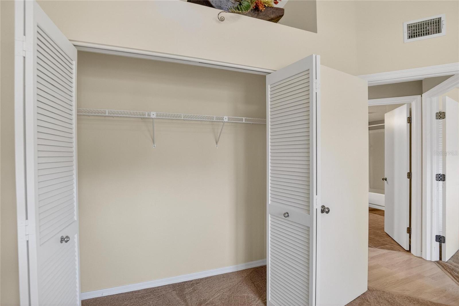 Image 27 of 51 For 1111 Golfview Woods Drive 1111