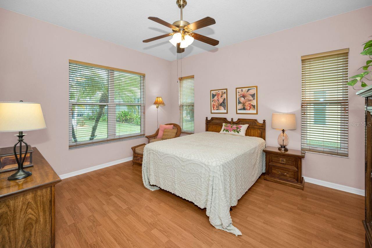 Image 20 of 73 For 12154 Putter Green Court