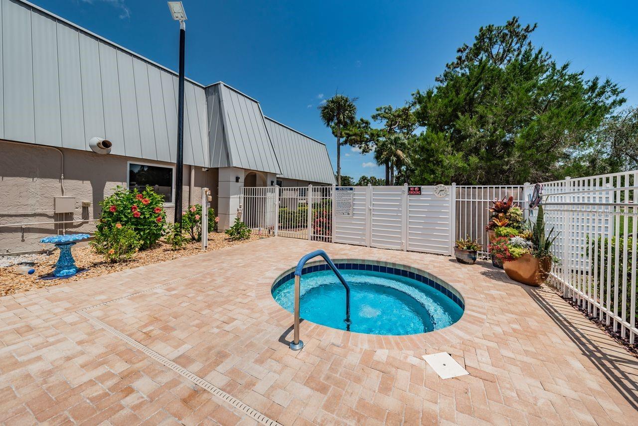 Image 40 of 73 For 12154 Putter Green Court