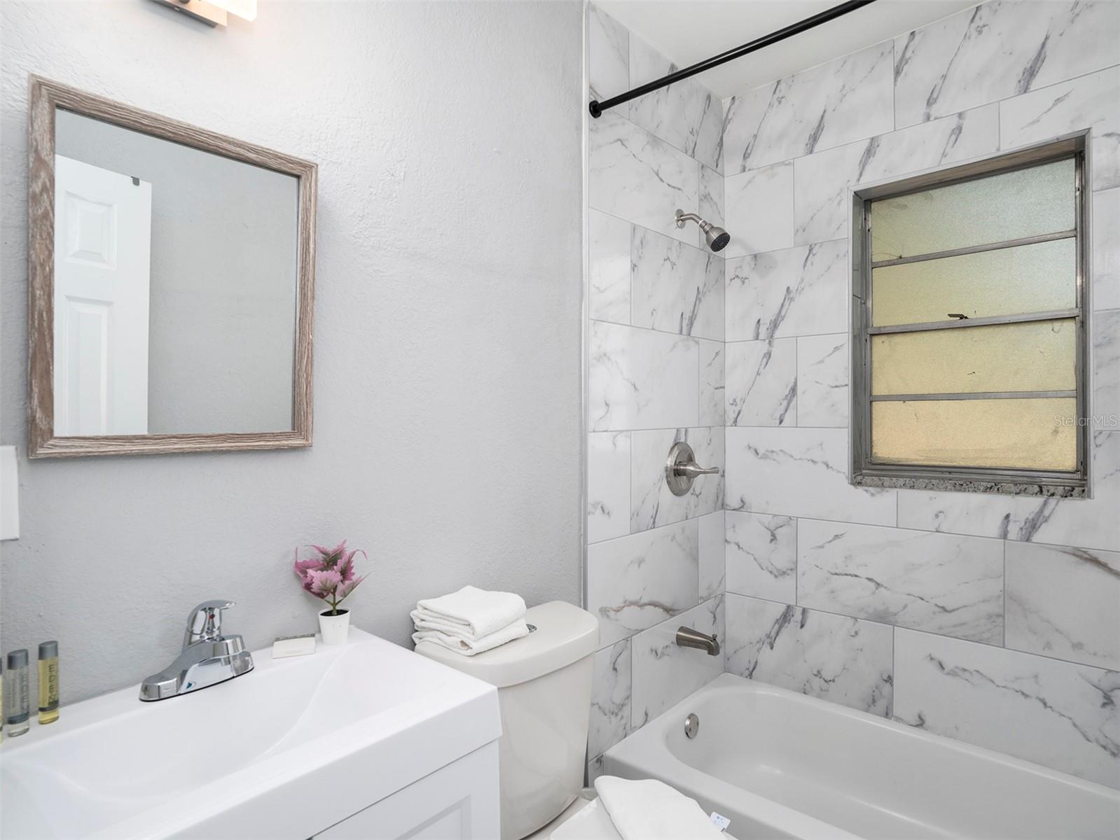 Image 12 of 25 For 4713 Rome Avenue