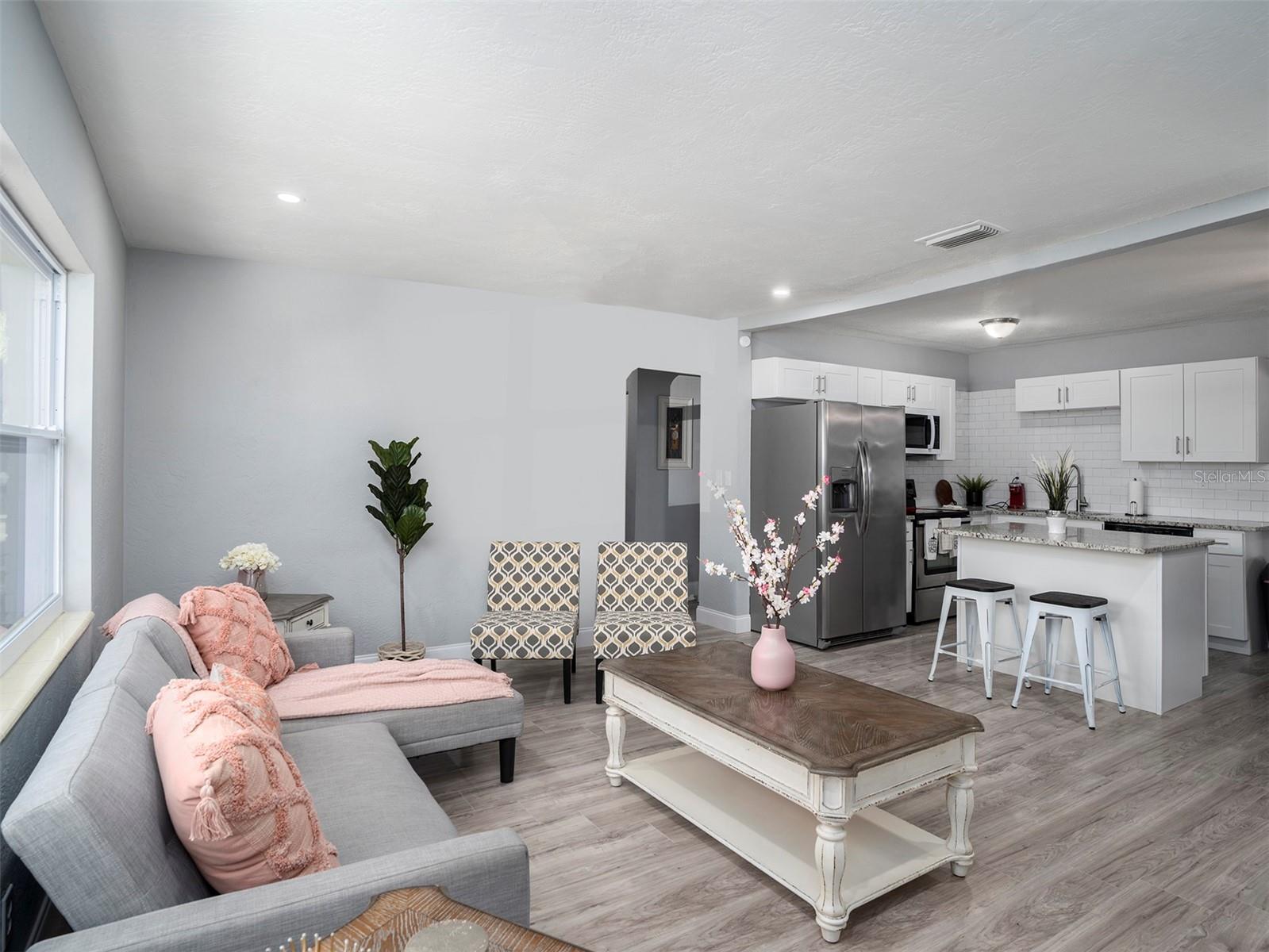 Image 16 of 25 For 4713 Rome Avenue