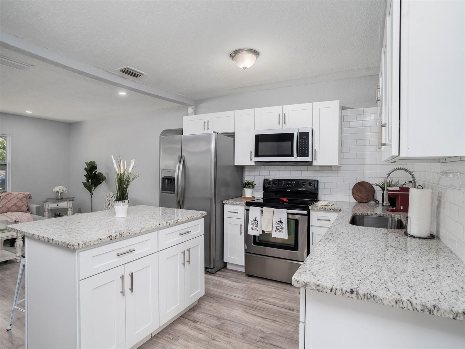 Image 19 of 25 For 4713 Rome Avenue