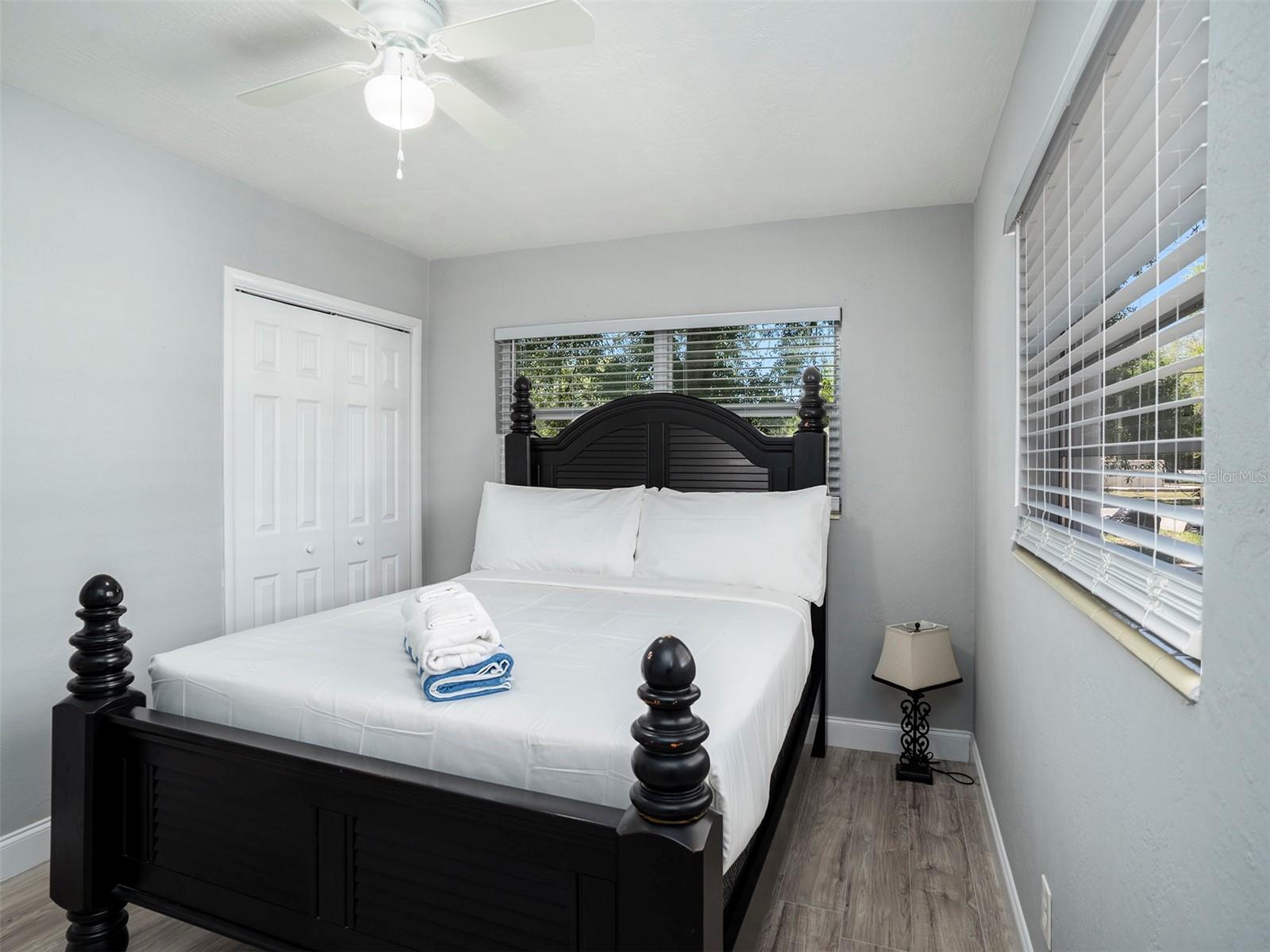 Image 5 of 25 For 4713 Rome Avenue