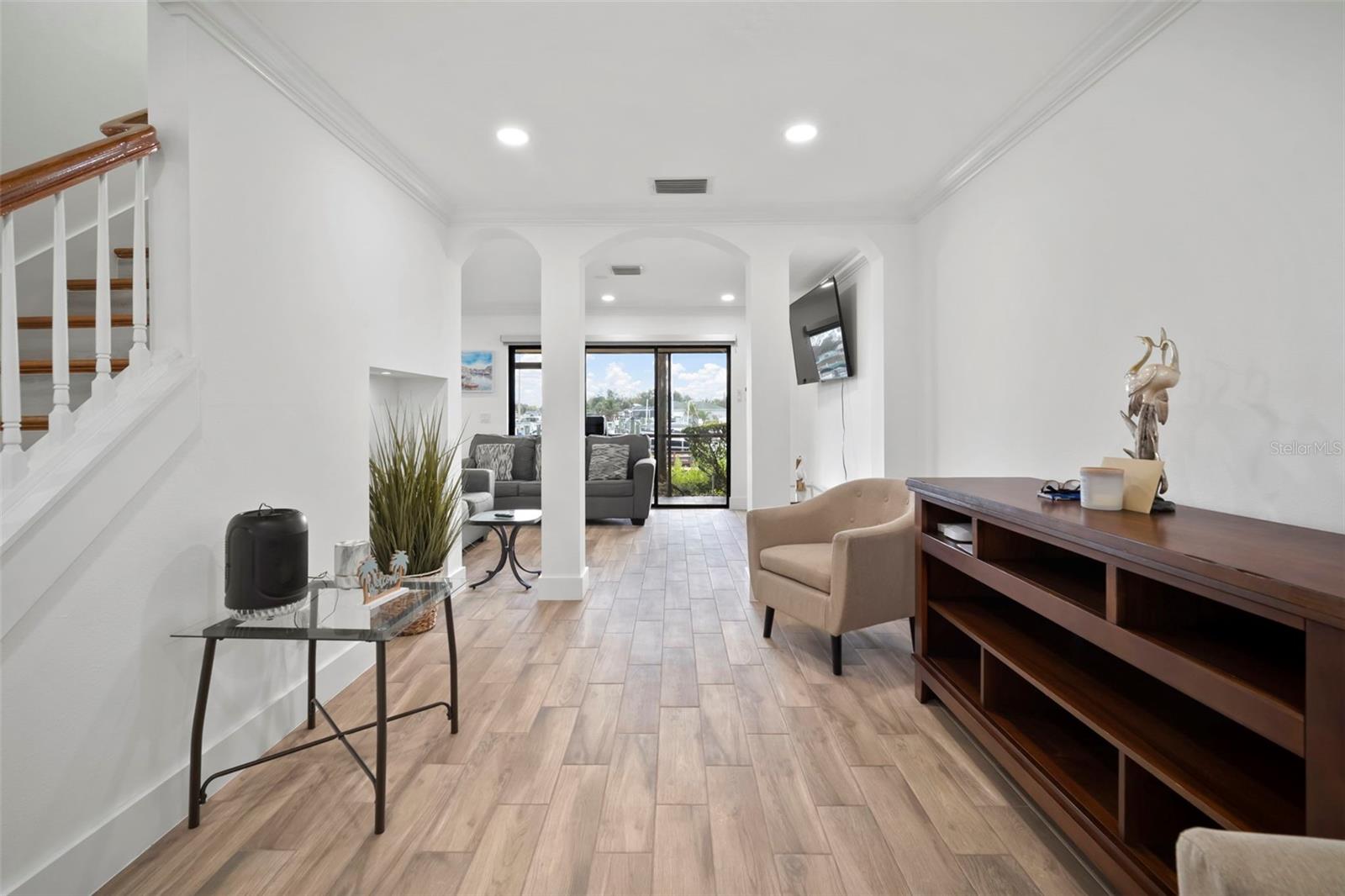 Image 15 of 84 For 634 Yardarm Drive