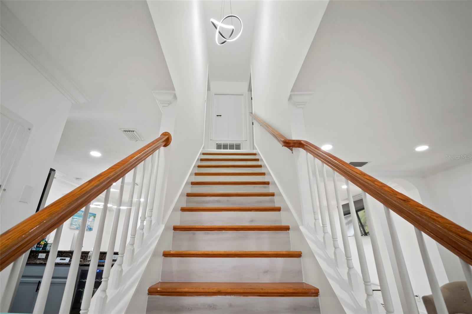 Image 30 of 84 For 634 Yardarm Drive