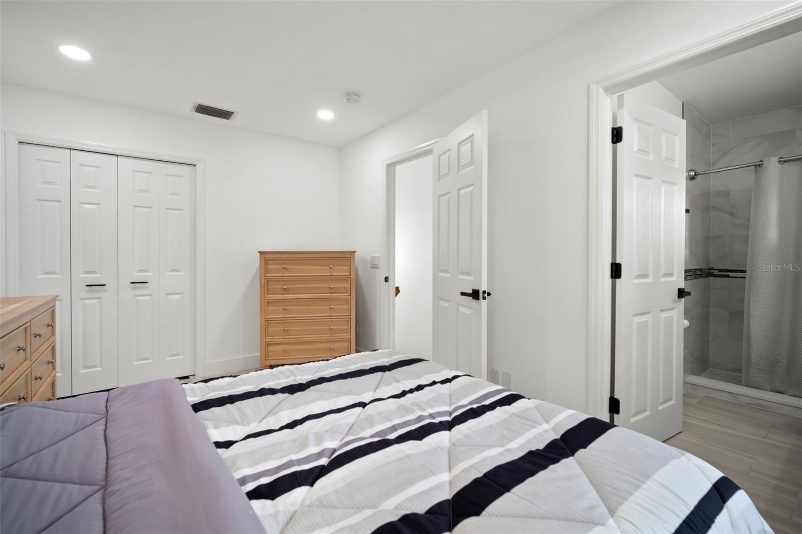 Image 48 of 84 For 634 Yardarm Drive