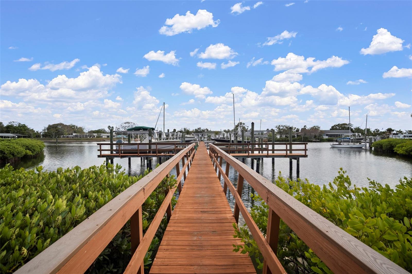 Image 55 of 84 For 634 Yardarm Drive