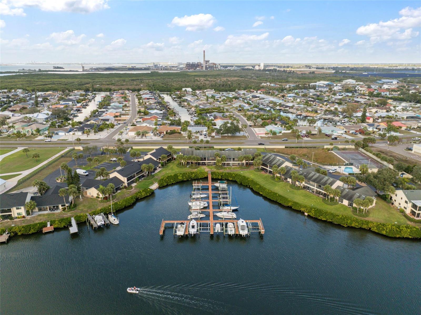 Image 65 of 84 For 634 Yardarm Drive