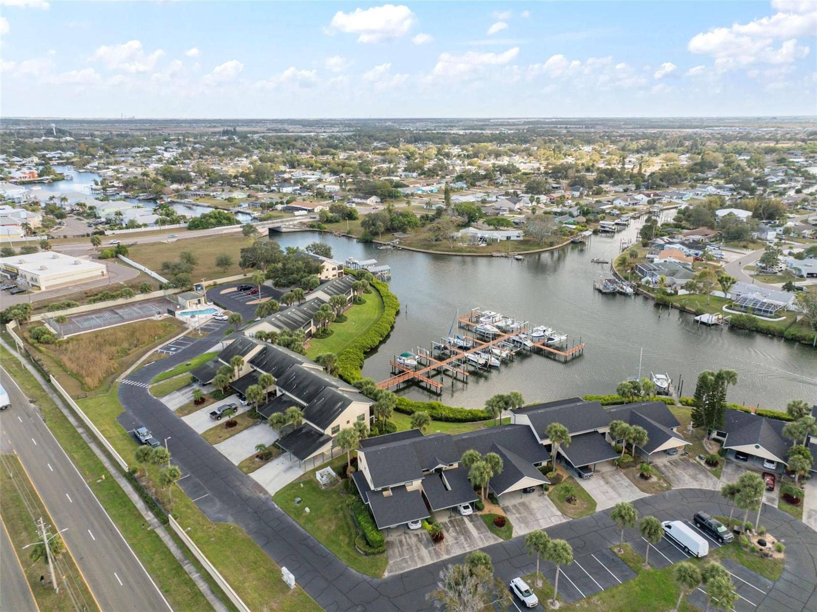 Image 77 of 84 For 634 Yardarm Drive