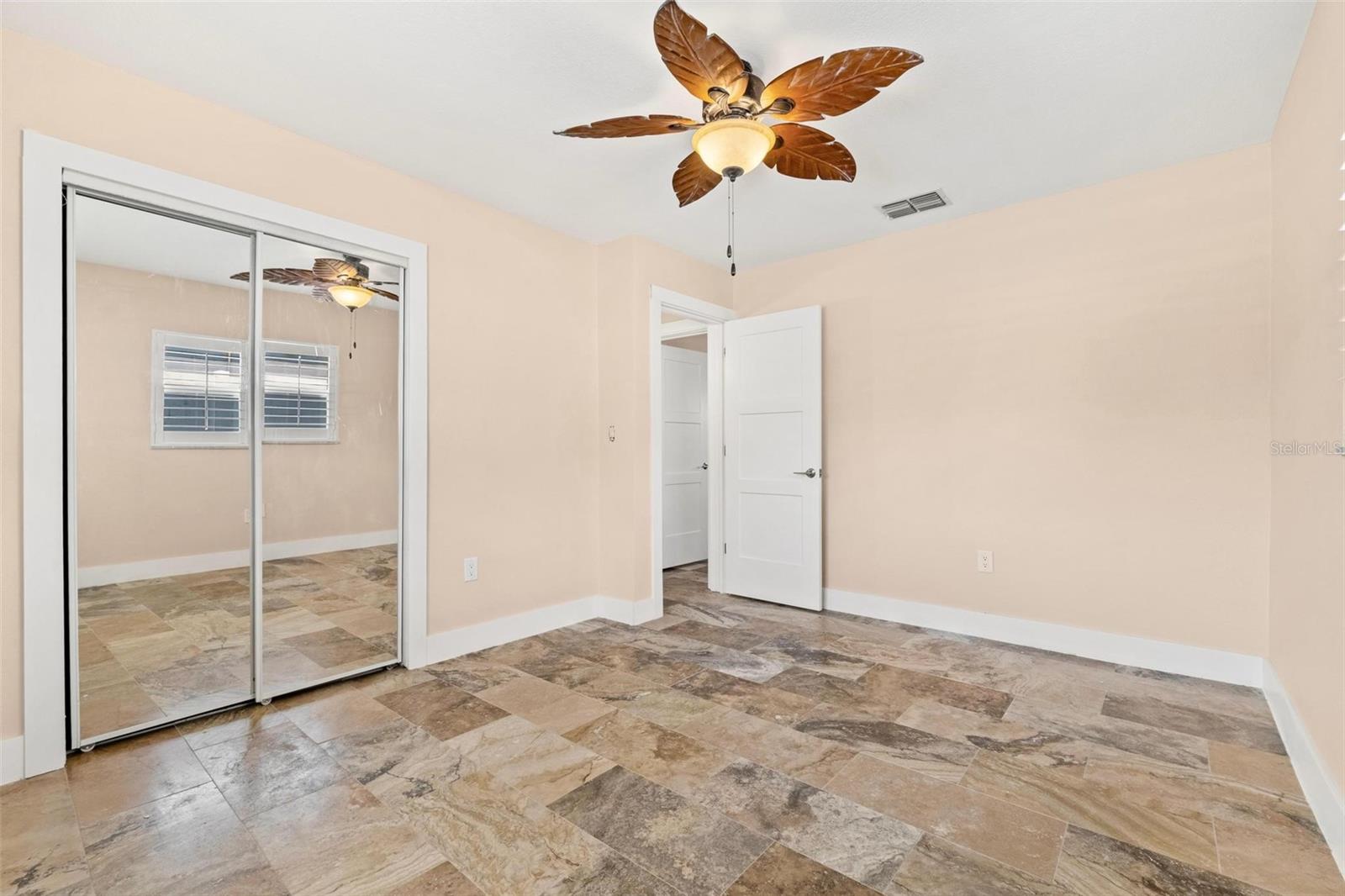 Image 25 of 53 For 325 Martin Luther King Jr Drive