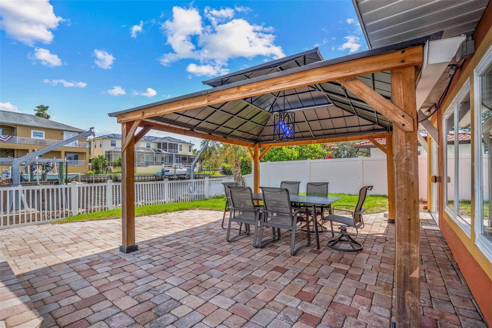 Image 49 of 53 For 325 Martin Luther King Jr Drive