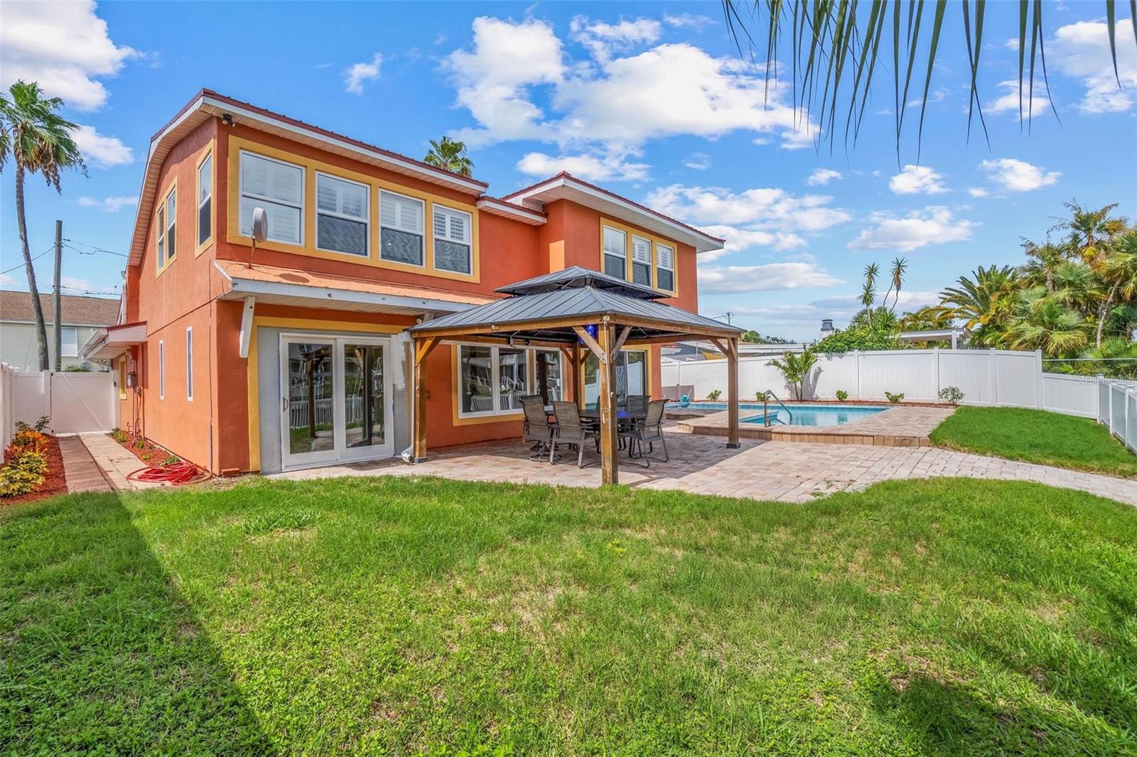 Image 50 of 53 For 325 Martin Luther King Jr Drive