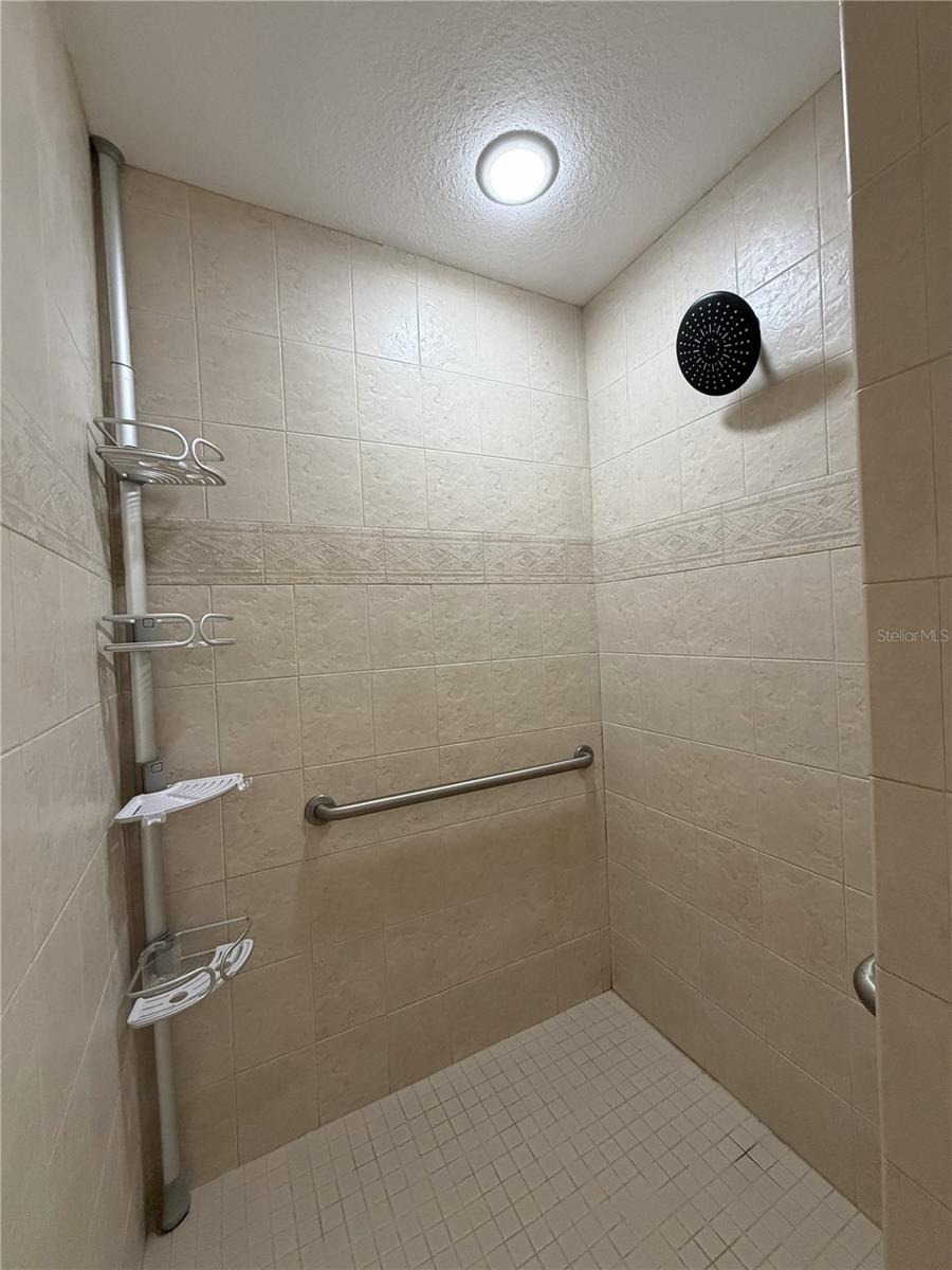 Image 14 of 28 For 4672 Mulgrave Avenue