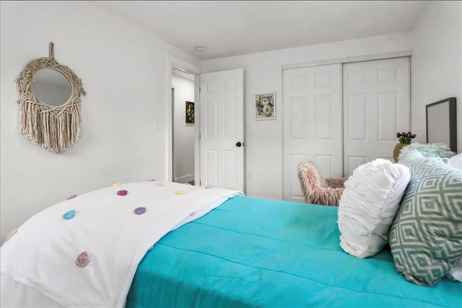 Image 13 of 21 For 301 Fremont Avenue