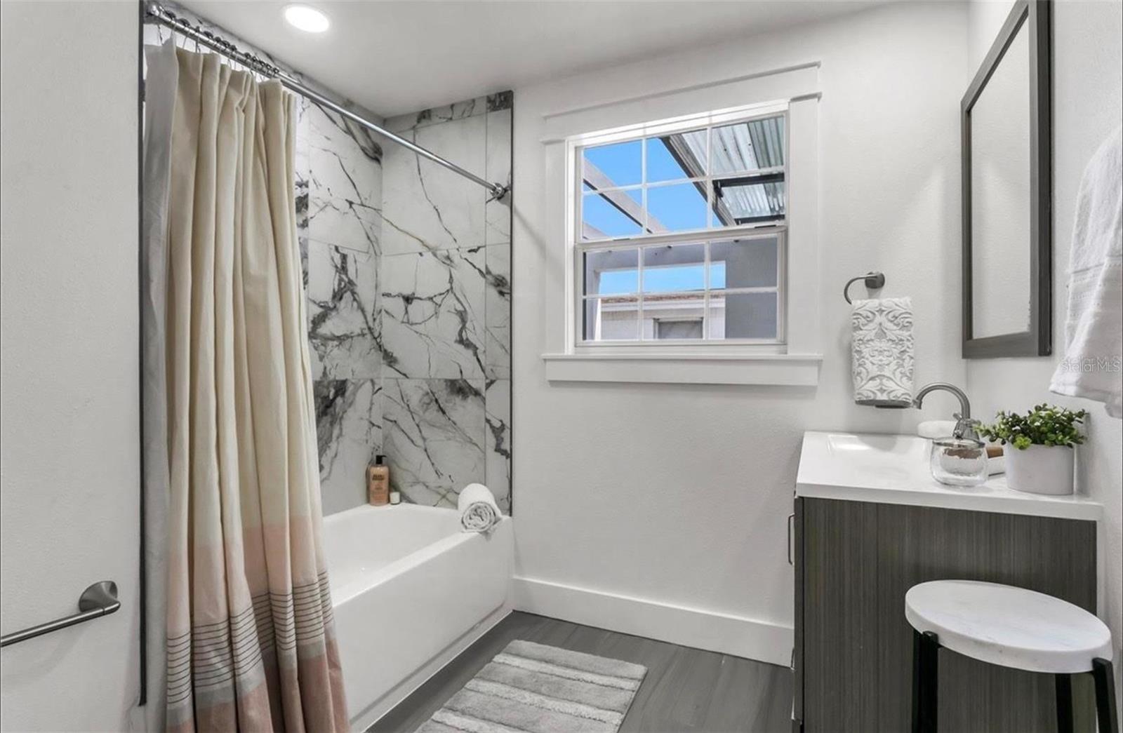 Image 16 of 21 For 301 Fremont Avenue