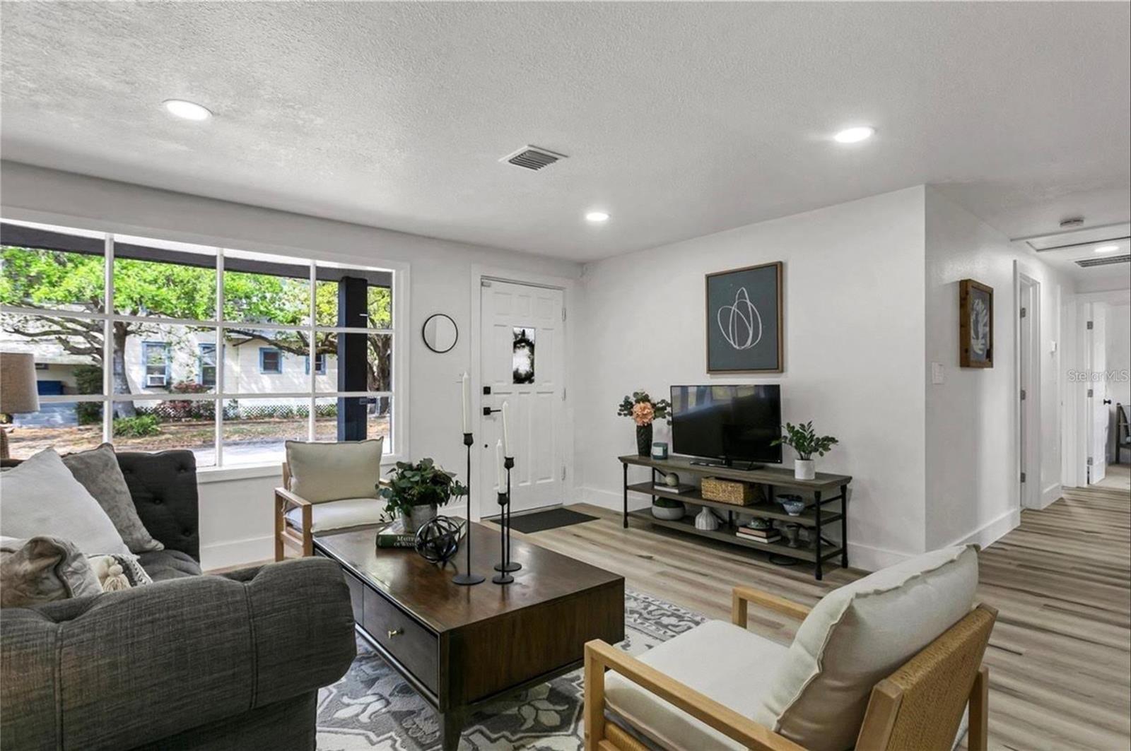 Image 2 of 21 For 301 Fremont Avenue