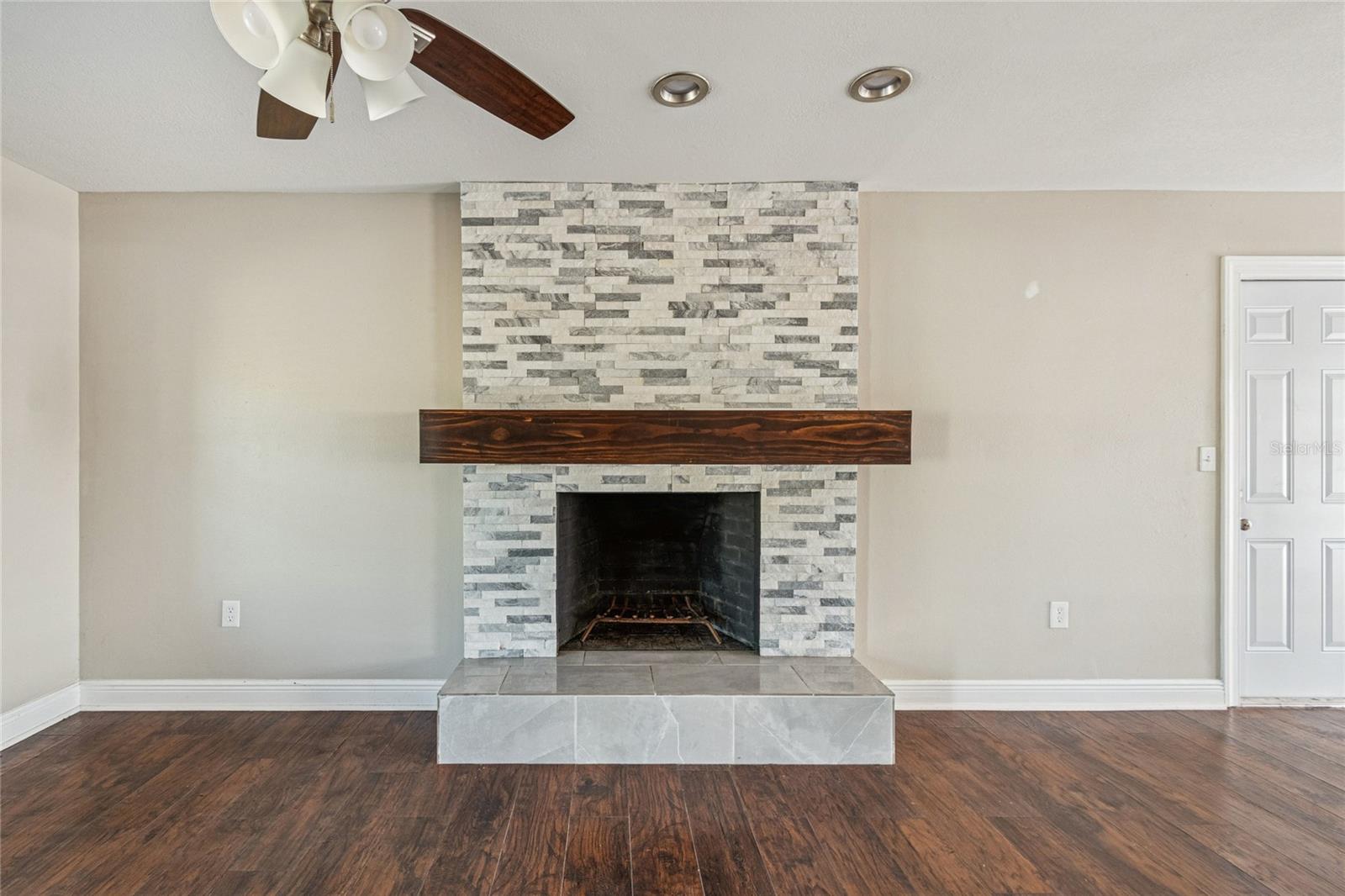 Image 14 of 100 For 7703 17th Avenue Nw