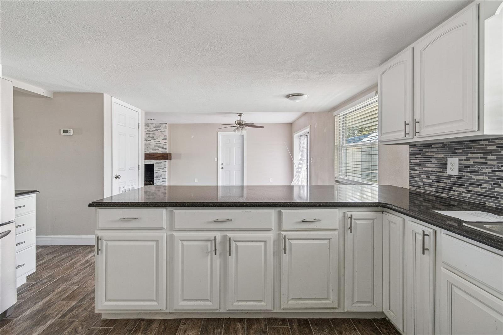 Image 26 of 100 For 7703 17th Avenue Nw