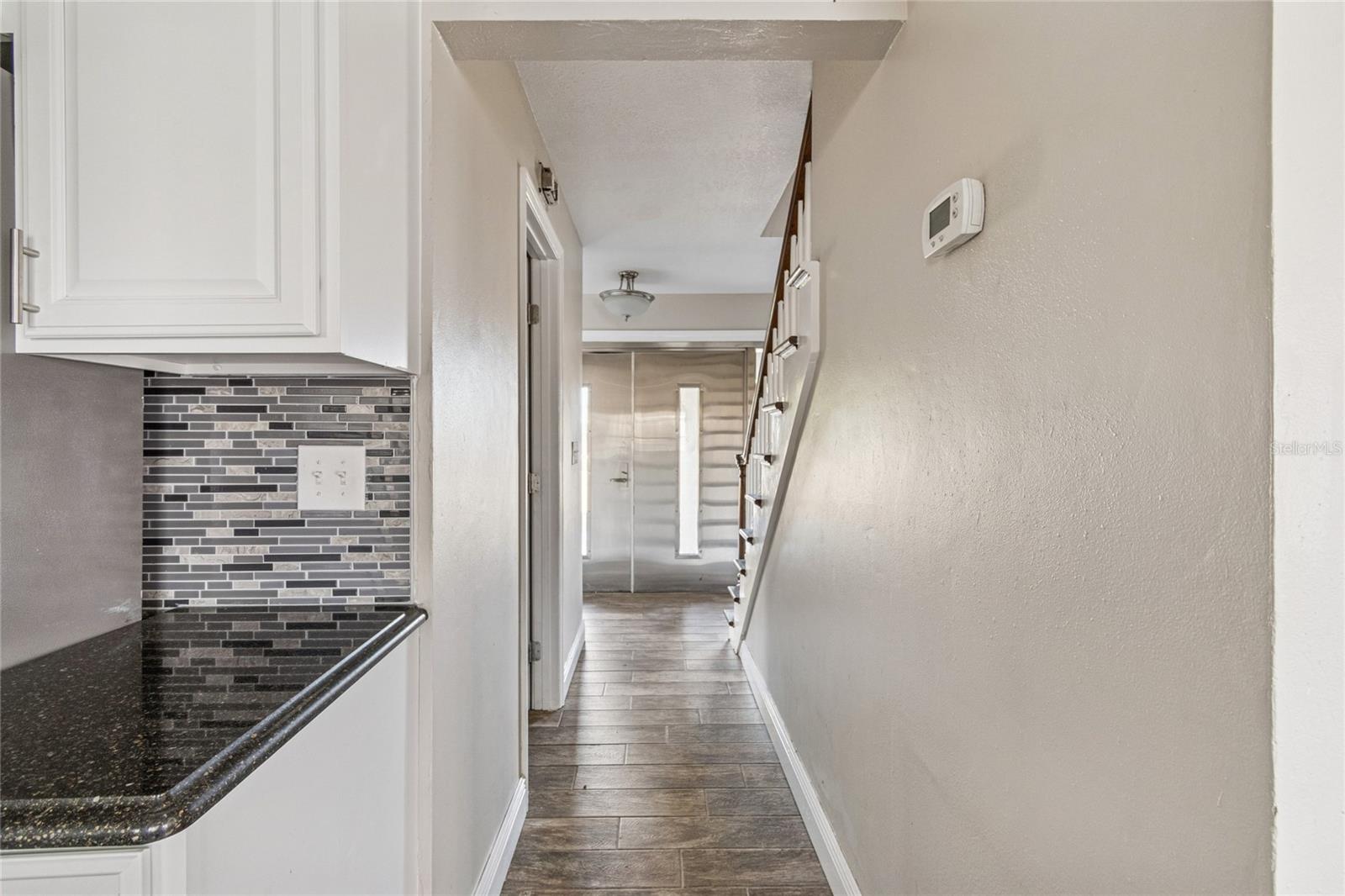 Image 30 of 100 For 7703 17th Avenue Nw