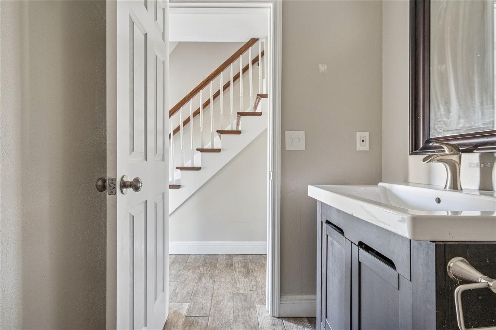 Image 34 of 100 For 7703 17th Avenue Nw