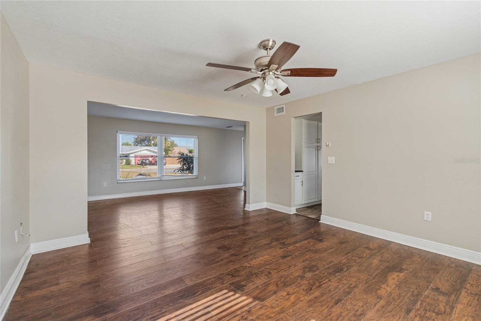 Image 43 of 100 For 7703 17th Avenue Nw