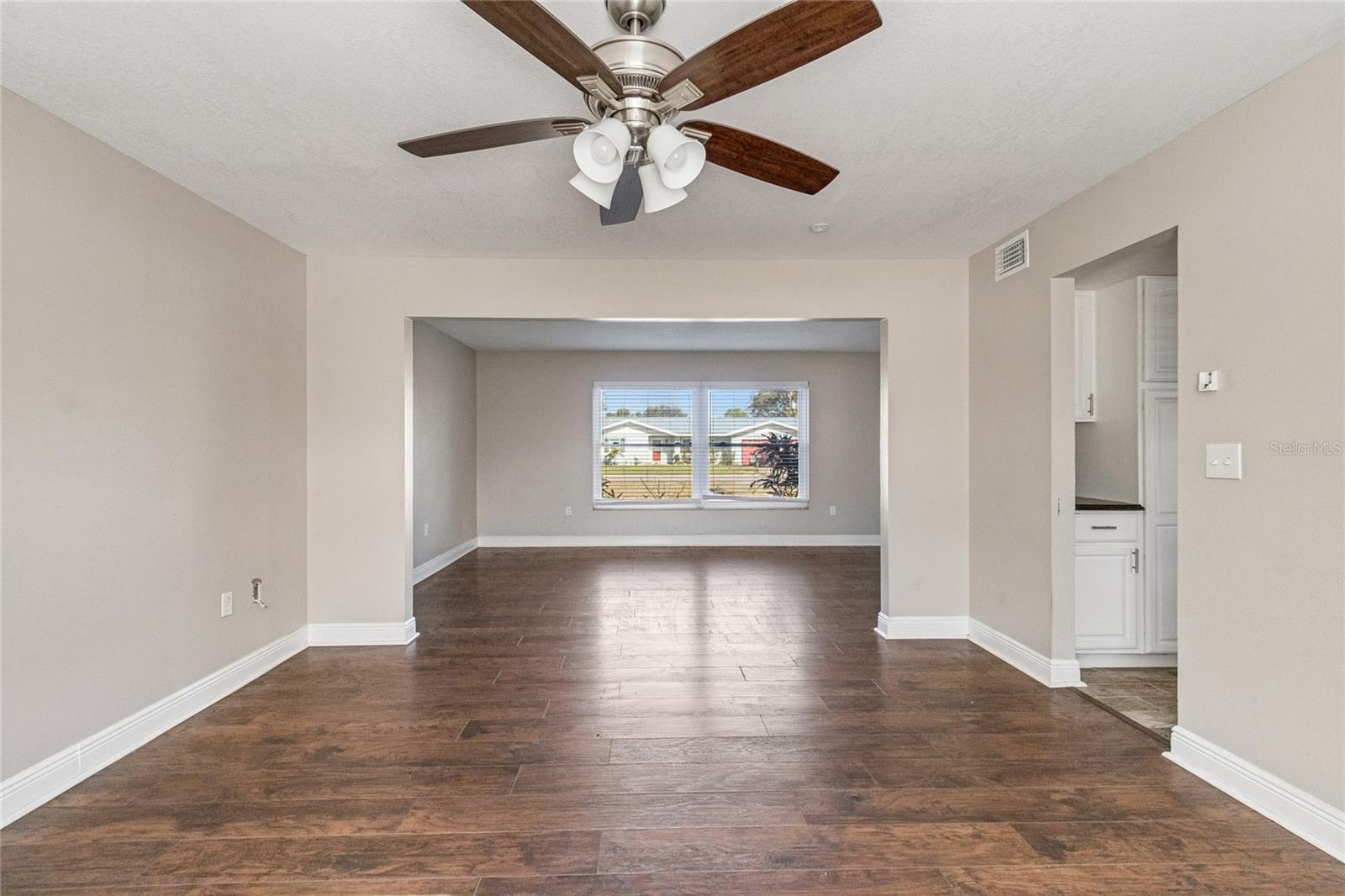 Image 45 of 100 For 7703 17th Avenue Nw