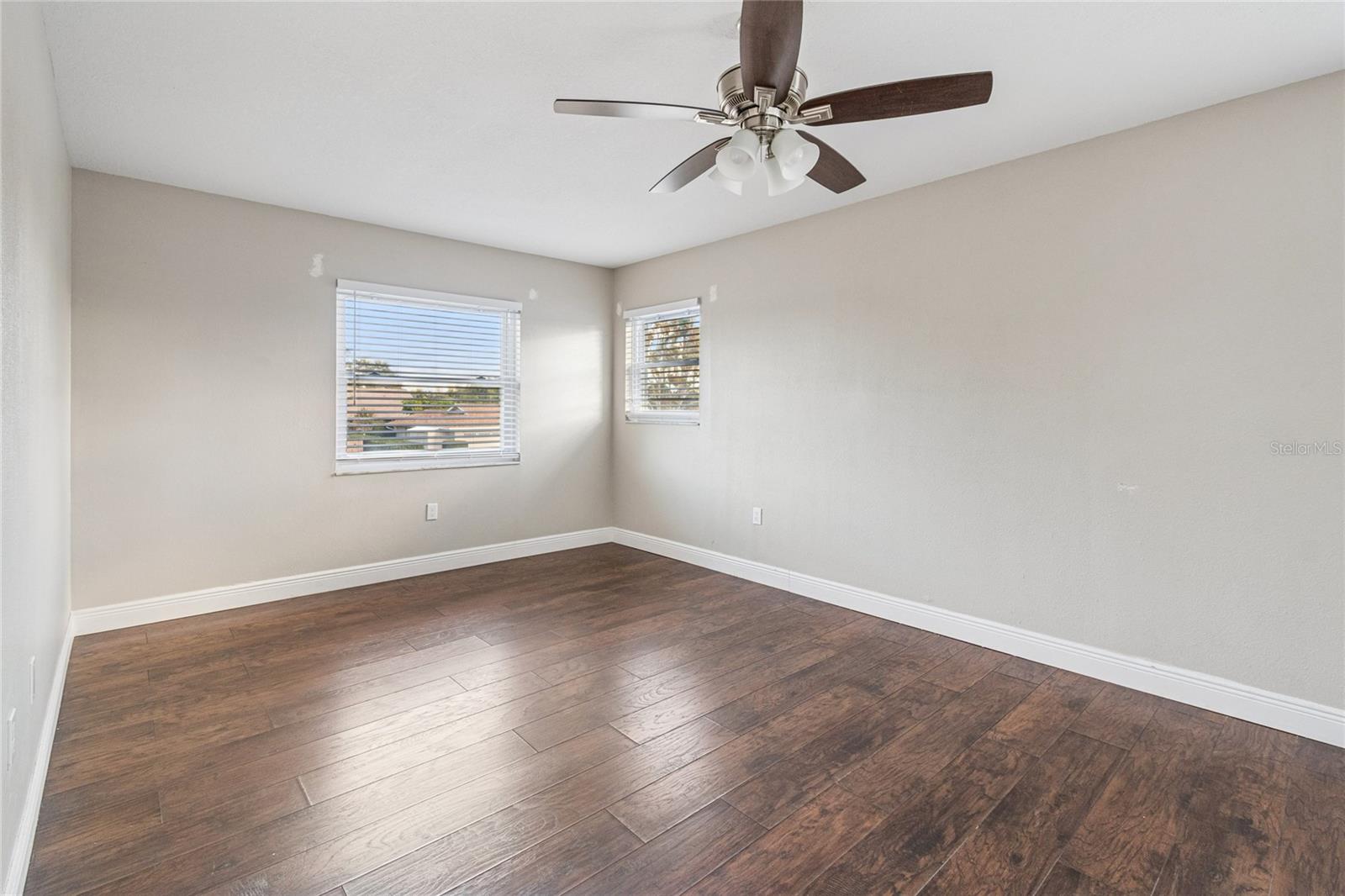 Image 49 of 100 For 7703 17th Avenue Nw