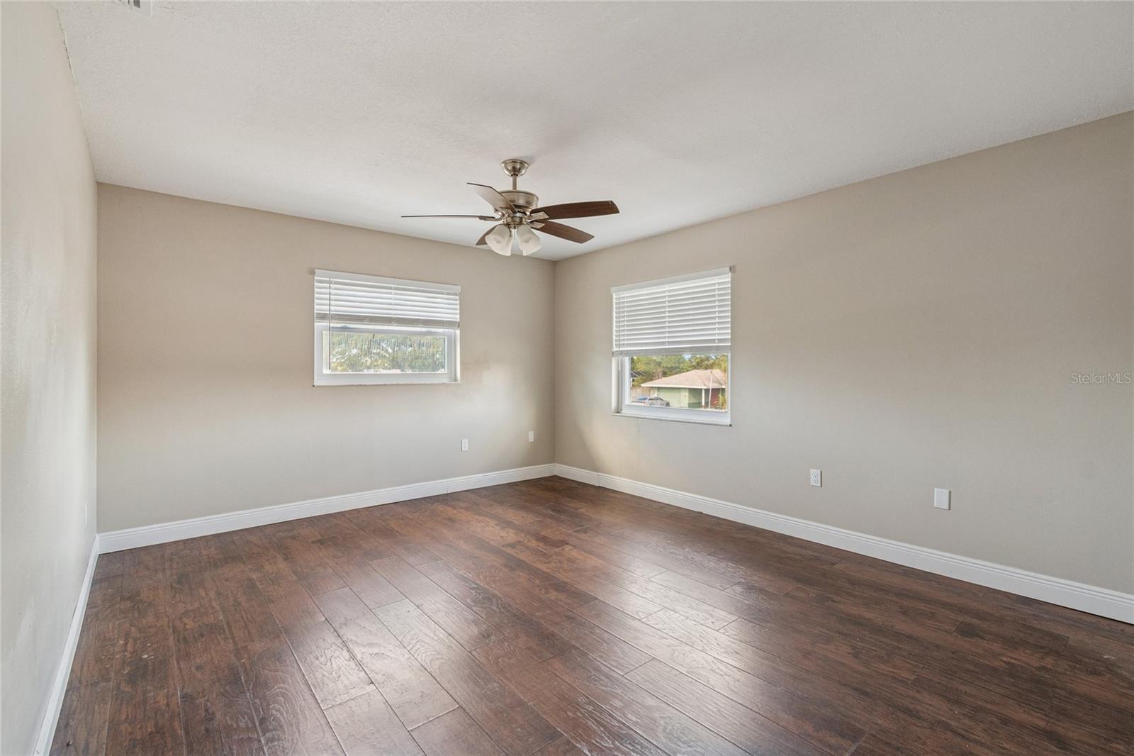 Image 66 of 100 For 7703 17th Avenue Nw