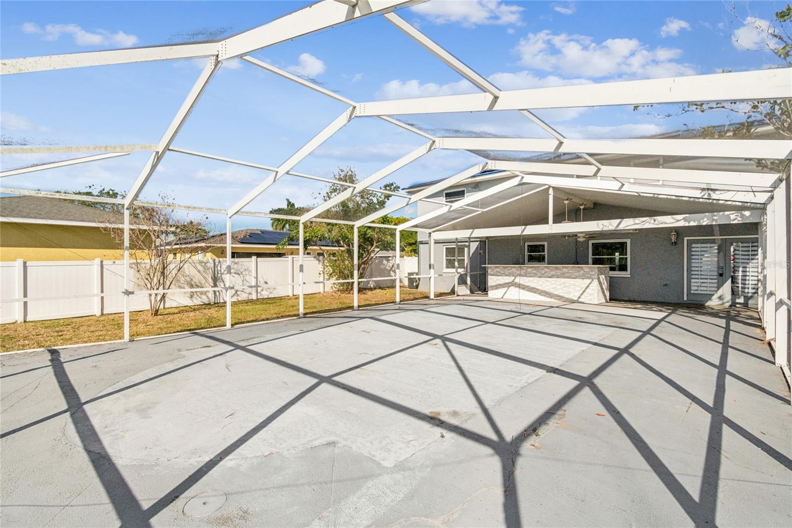 Image 86 of 100 For 7703 17th Avenue Nw