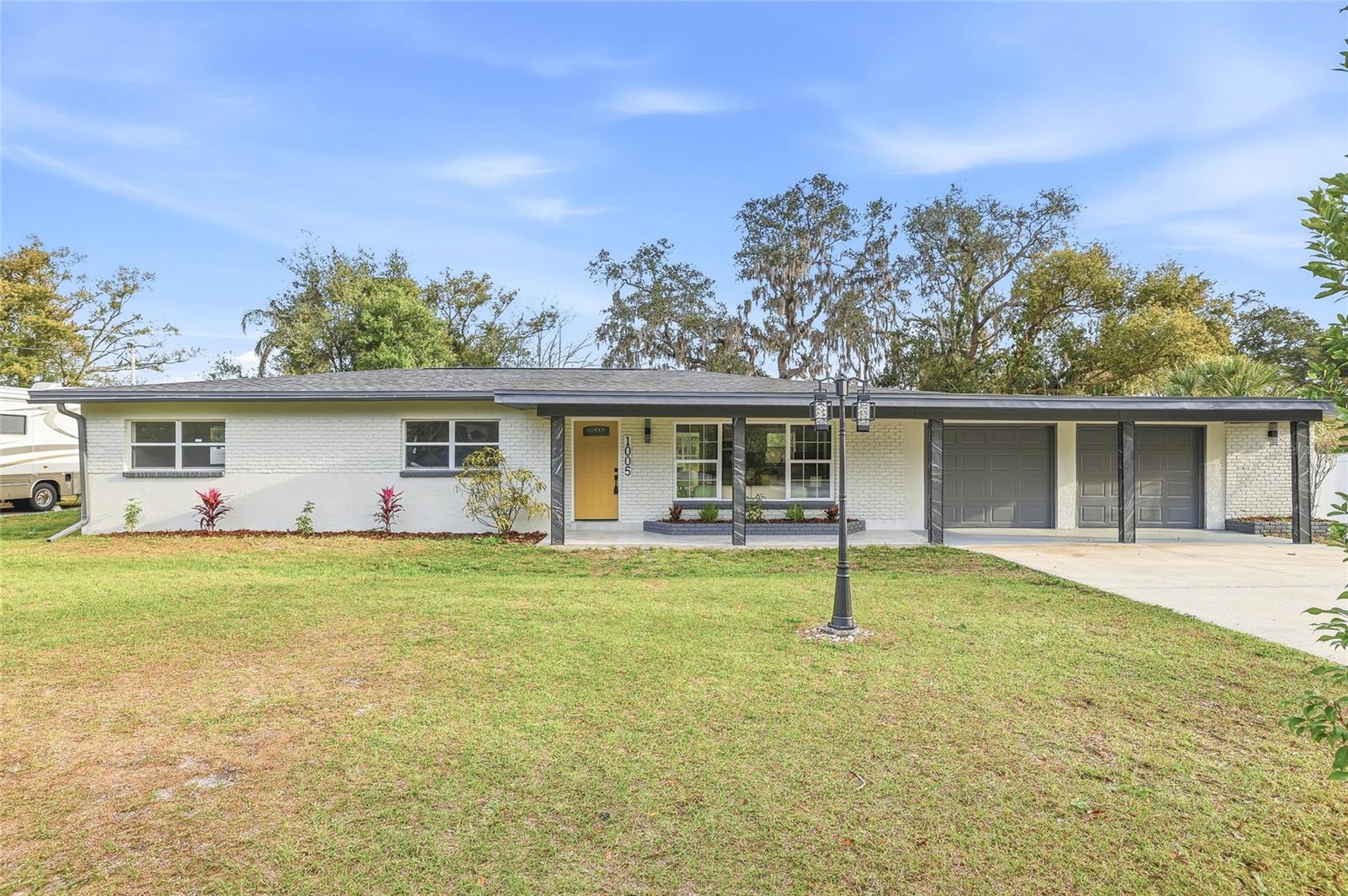 Details for 1005 Cedar Lake Drive, TAMPA, FL 33612