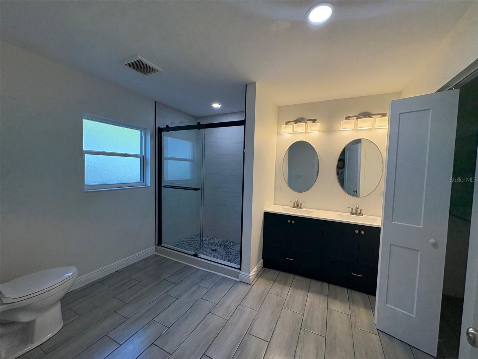 Image 12 of 23 For 5201 Dr Martin Luther King Jr Street N