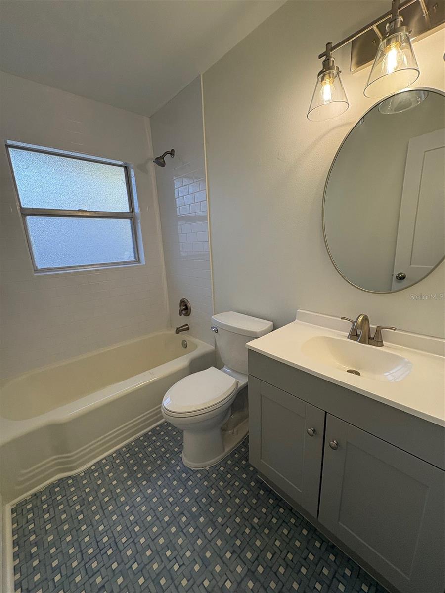 Image 16 of 23 For 5201 Dr Martin Luther King Jr Street N