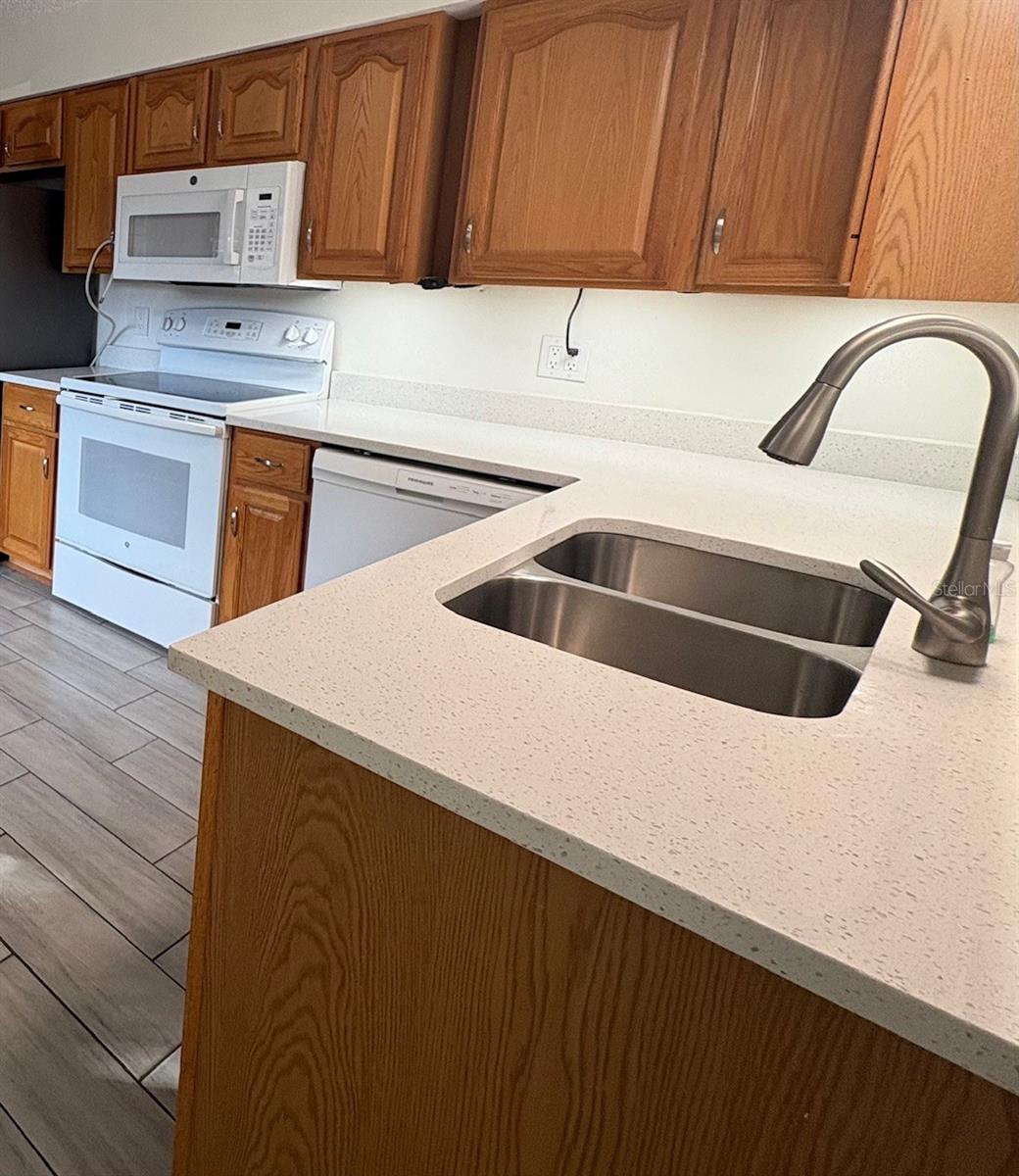 Image 7 of 23 For 5201 Dr Martin Luther King Jr Street N