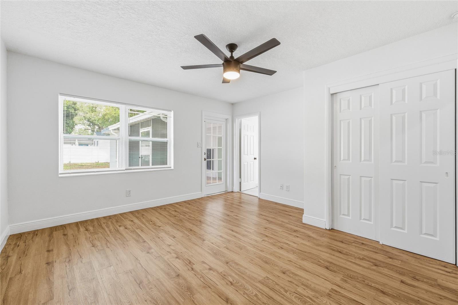 Image 21 of 38 For 3307 Ballast Point Boulevard