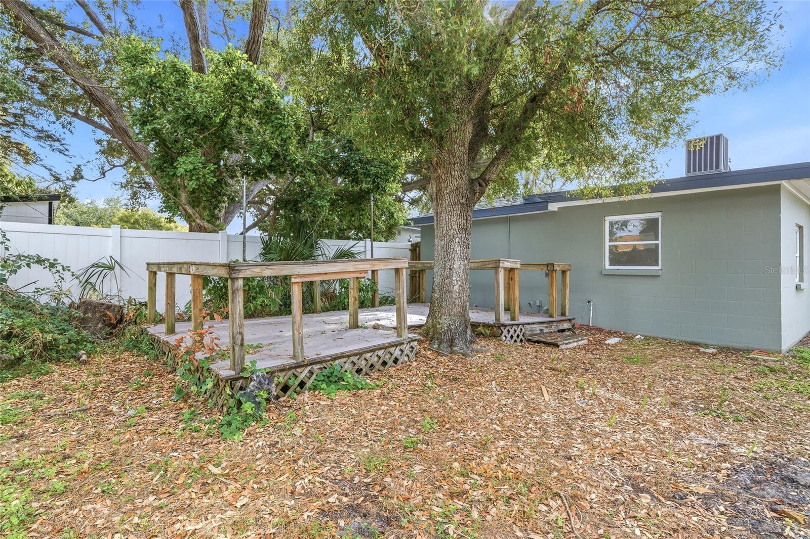 Image 34 of 38 For 3307 Ballast Point Boulevard