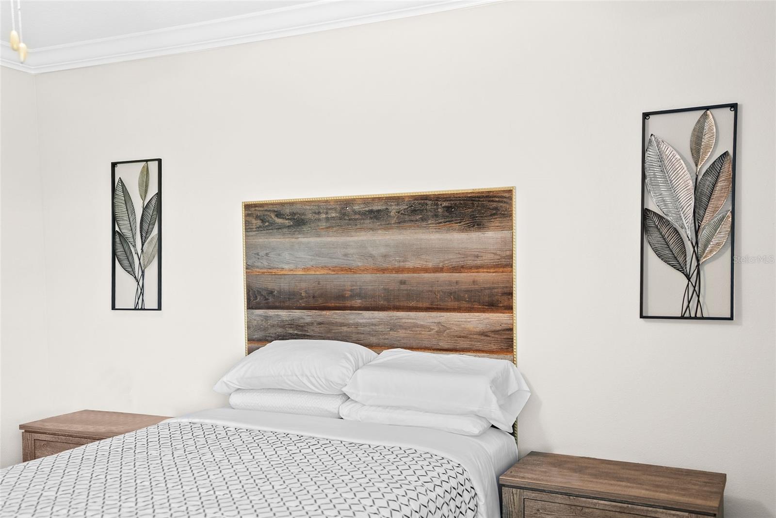 Image 22 of 43 For 10232 Echo Dock Loop