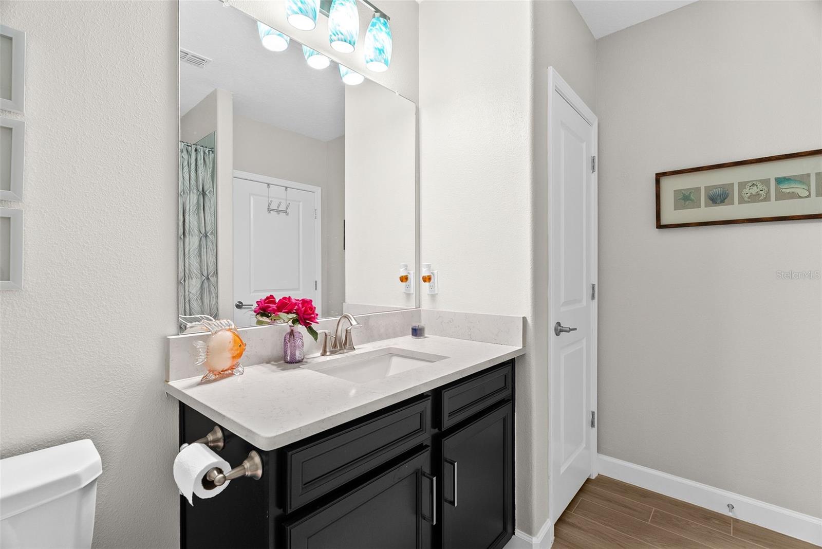 Image 32 of 43 For 10232 Echo Dock Loop