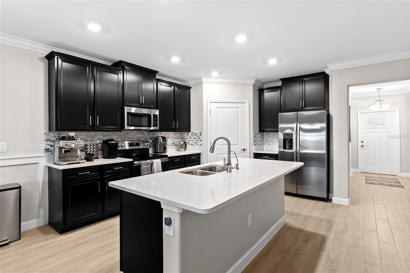 Image 8 of 43 For 10232 Echo Dock Loop