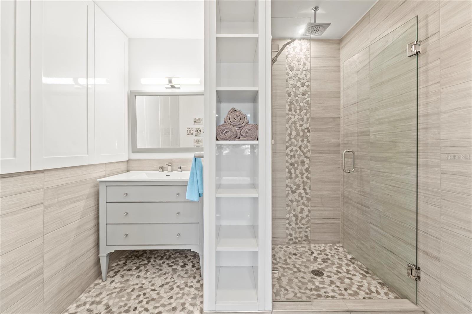 Image 19 of 87 For 2385 Hanover Drive