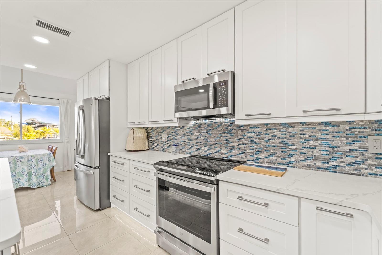 Image 34 of 87 For 2385 Hanover Drive