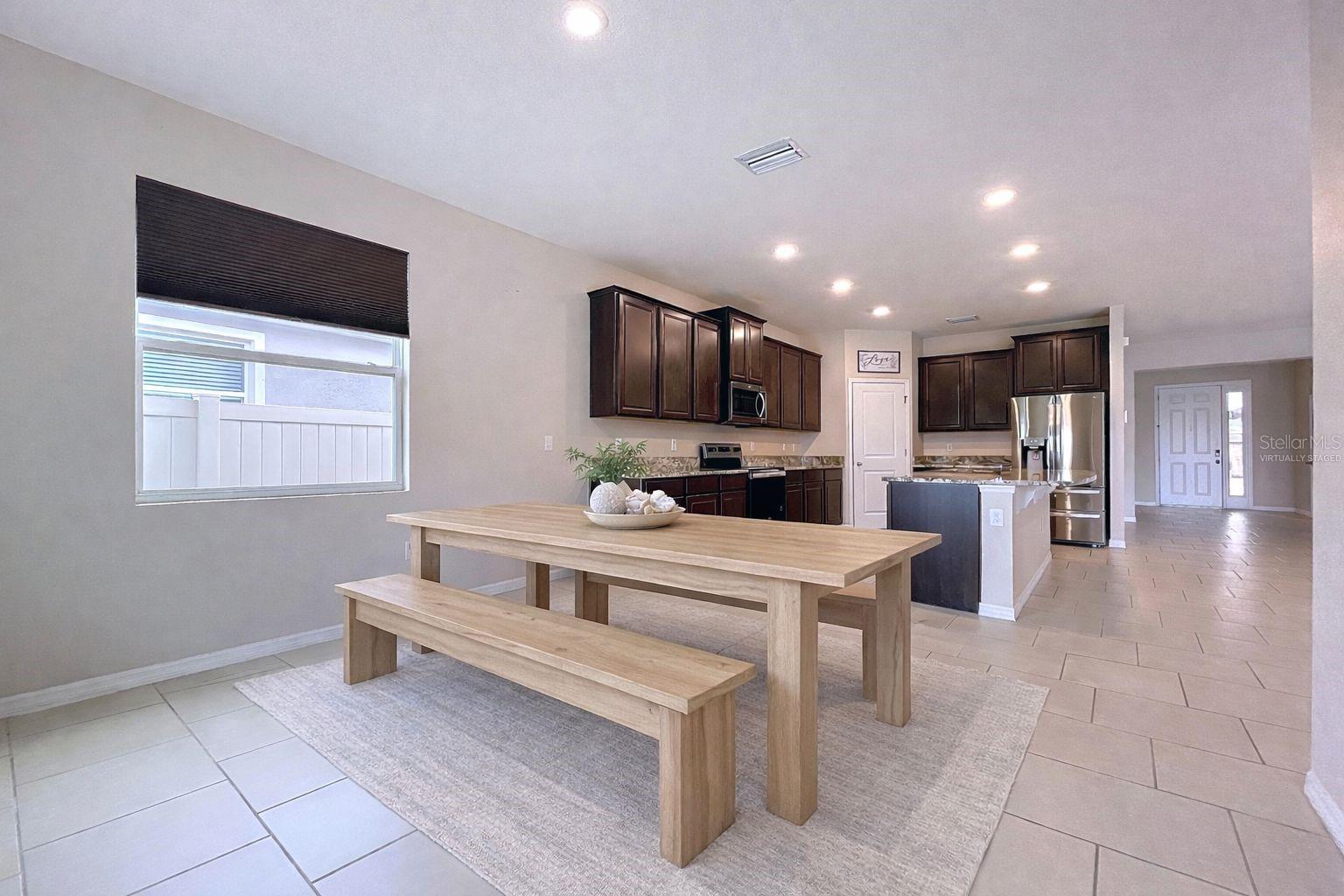 Image 21 of 69 For 10609 Laxer Cay Loop