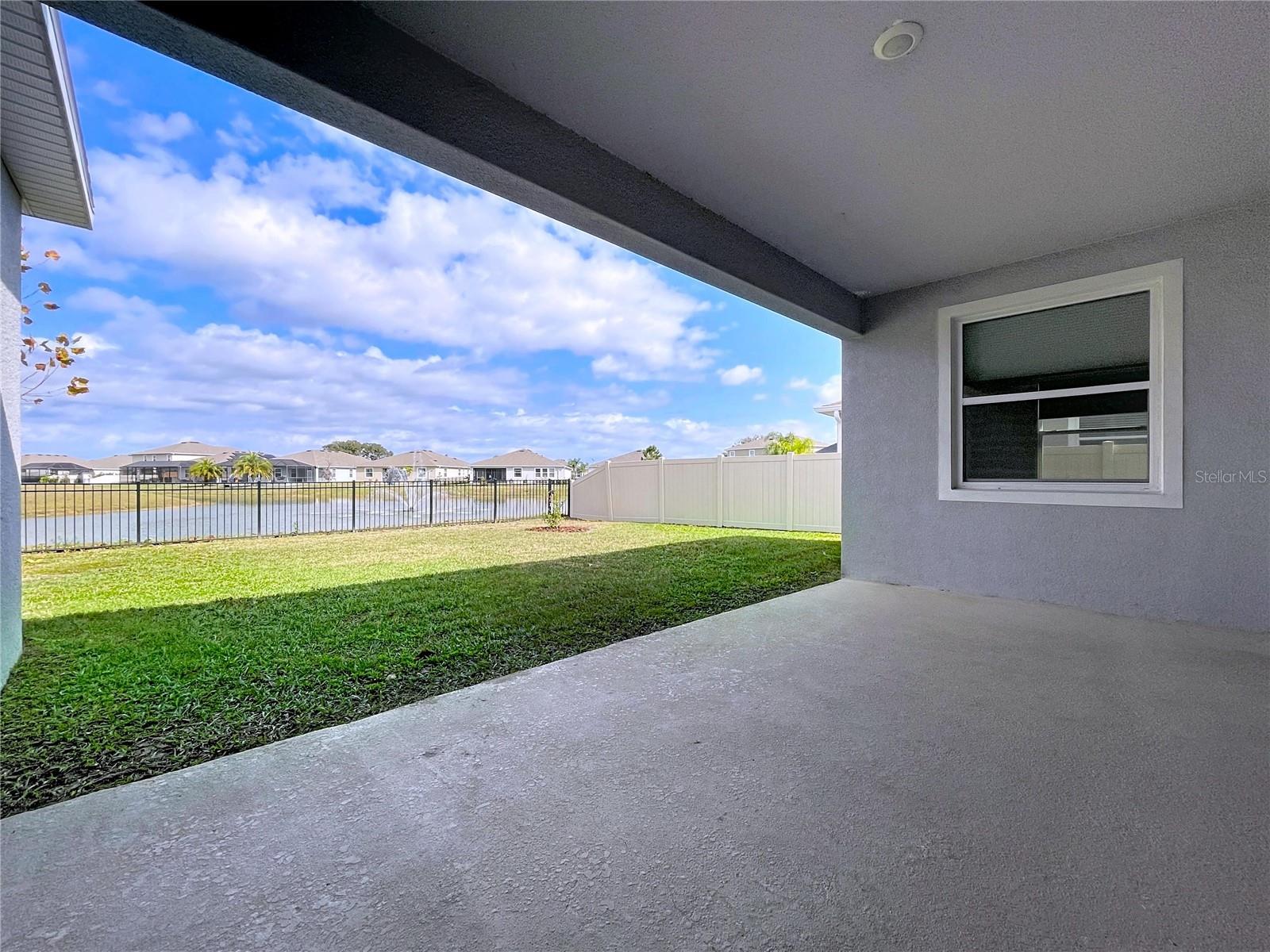 Image 35 of 69 For 10609 Laxer Cay Loop